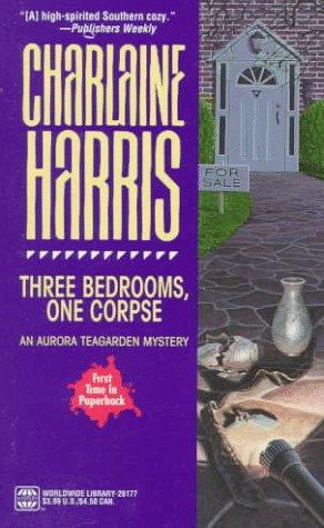 Cover of Three bedrooms, one corpse